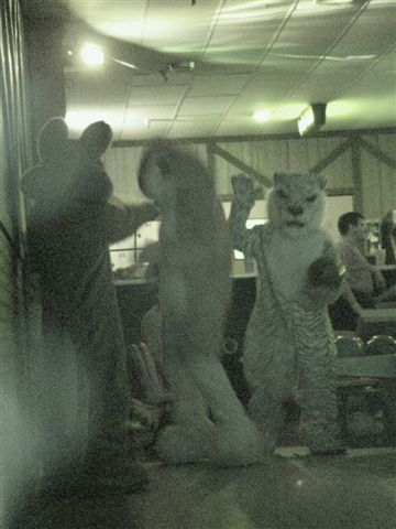 [20020328_FursuitBowling_39.jpg]