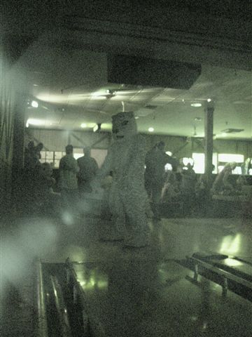 [20020328_FursuitBowling_81.jpg]