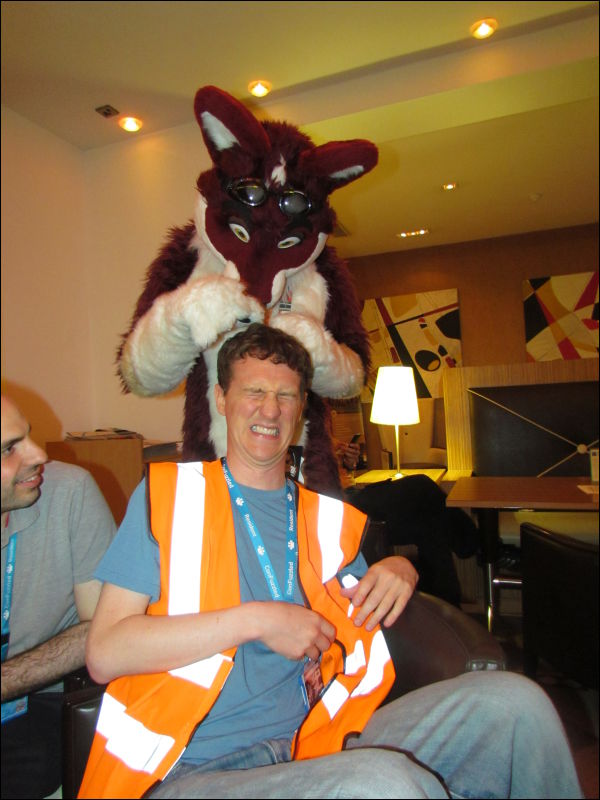 [Devilwuff_CF2012_219.jpg]