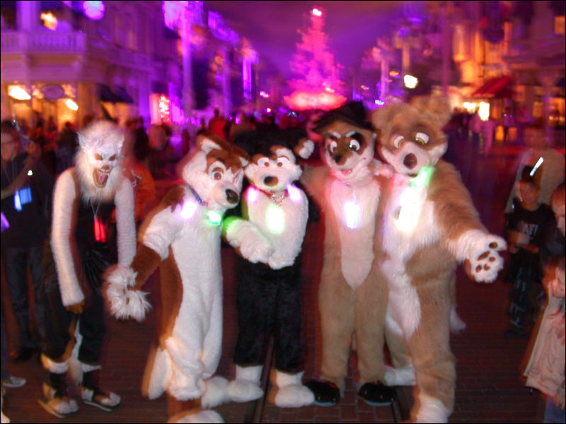 [DisneylandParis_Halloween2005_067.jpg]