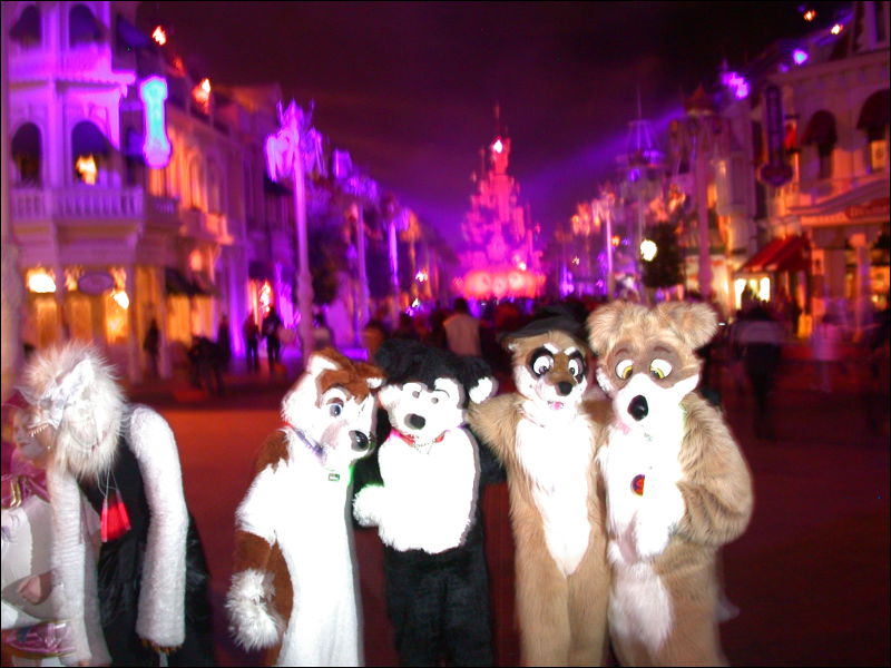 [DisneylandParis_Halloween2005_070.jpg]