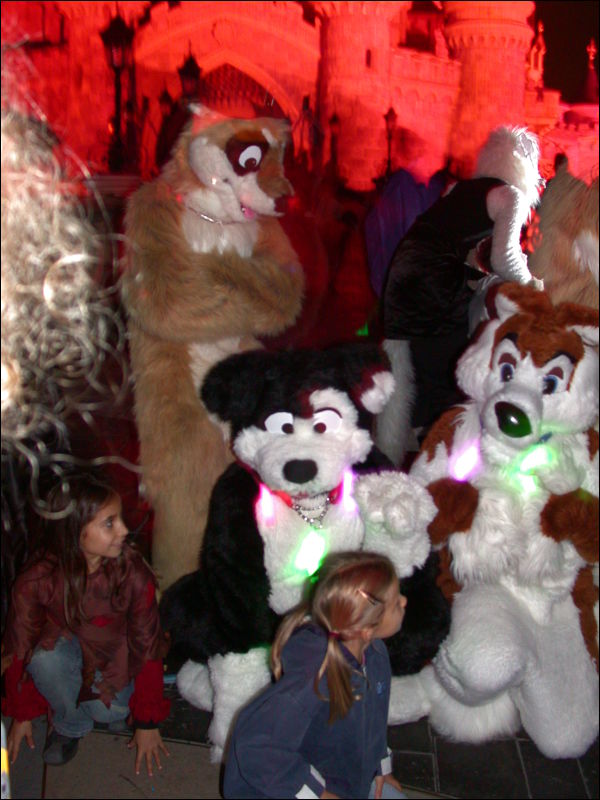 [DisneylandParis_Halloween2005_088.jpg]