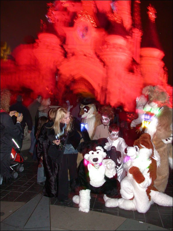 [DisneylandParis_Halloween2005_092.jpg]