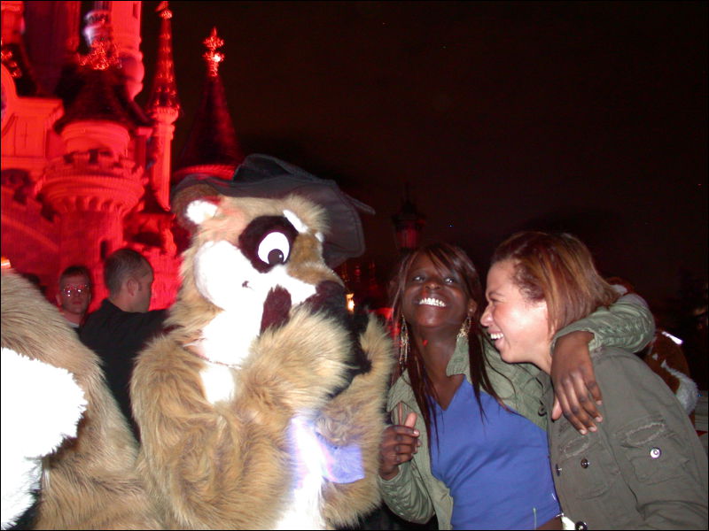 [DisneylandParis_Halloween2005_105.jpg]