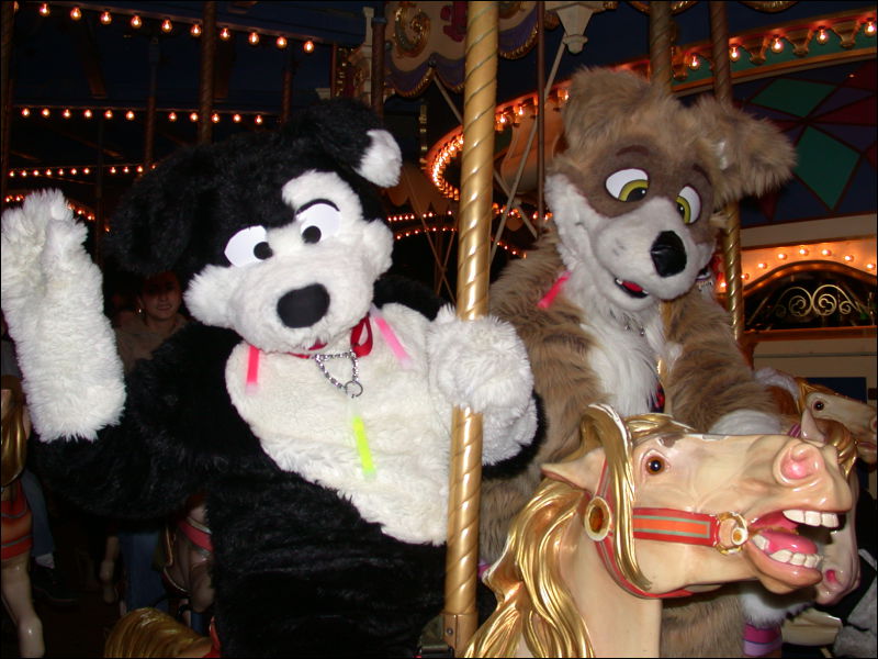[DisneylandParis_Halloween2005_117.jpg]