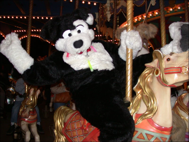 [DisneylandParis_Halloween2005_118.jpg]