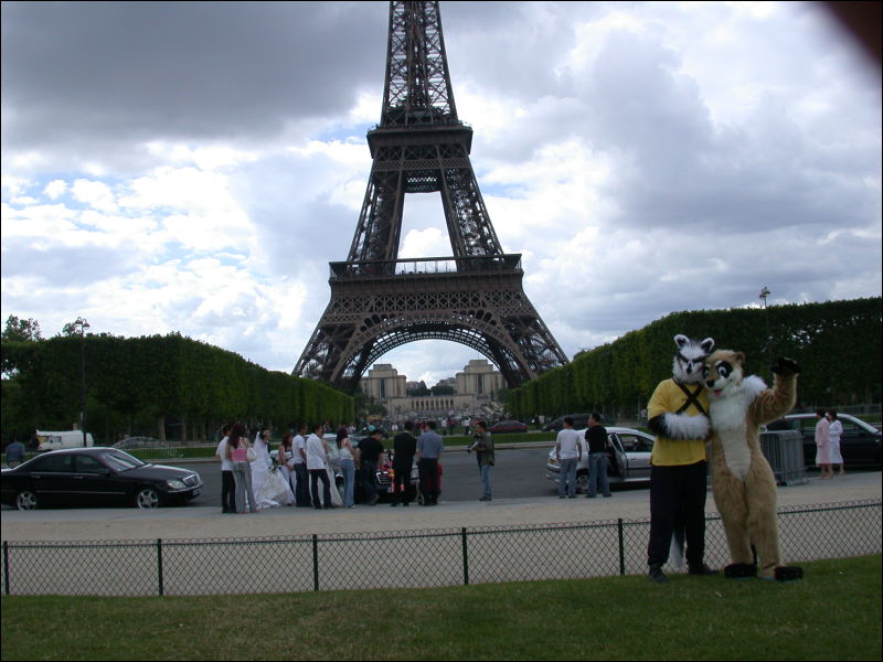 [20040612_EiffelTowerDay_01.jpg]