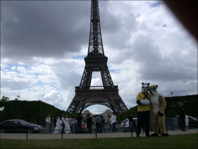 [20040612_EiffelTowerDay_02.jpg]