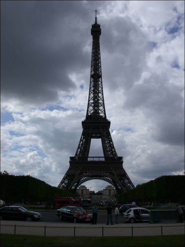 [20040612_EiffelTowerDay_06.jpg]