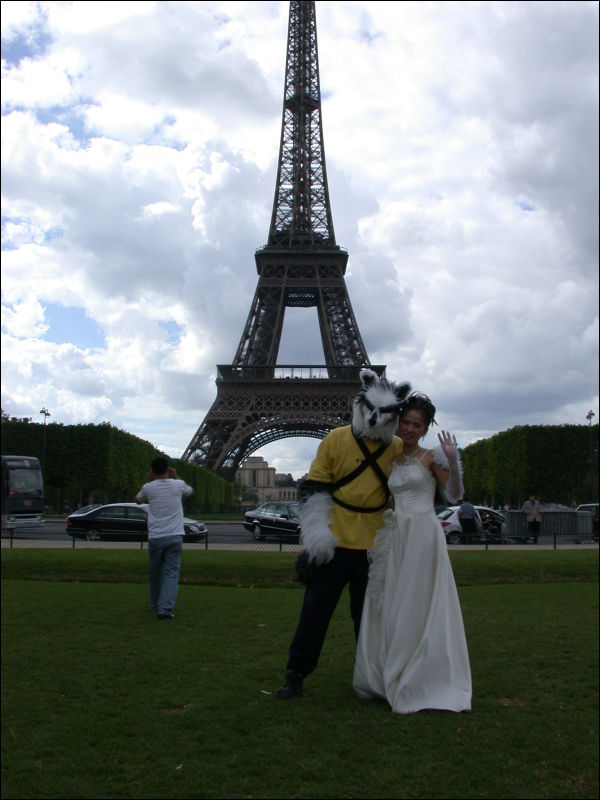 [20040612_EiffelTowerDay_20.jpg]