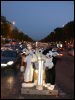 [20051029 ScritchPippinYagfox 38 ChampsElysees]