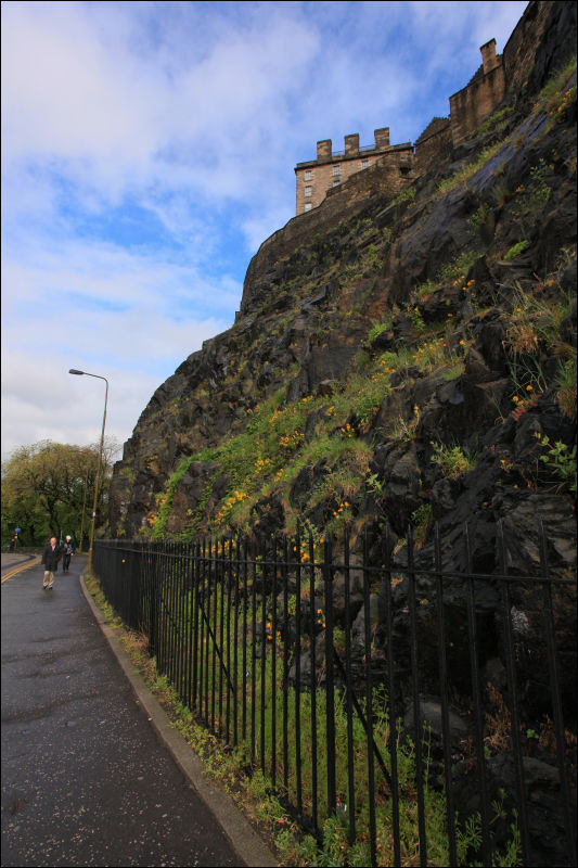 [Junkvist_Edinburgh_Castle_11.jpg]